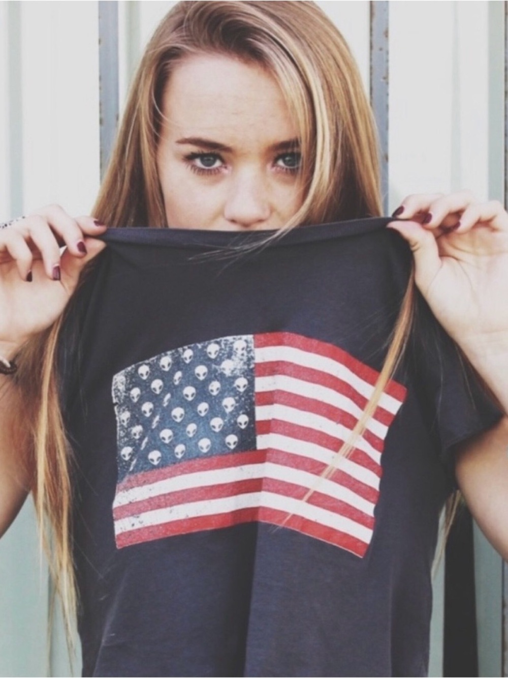 5/$15 🩷 Brandy Melville American Flag Alien black top